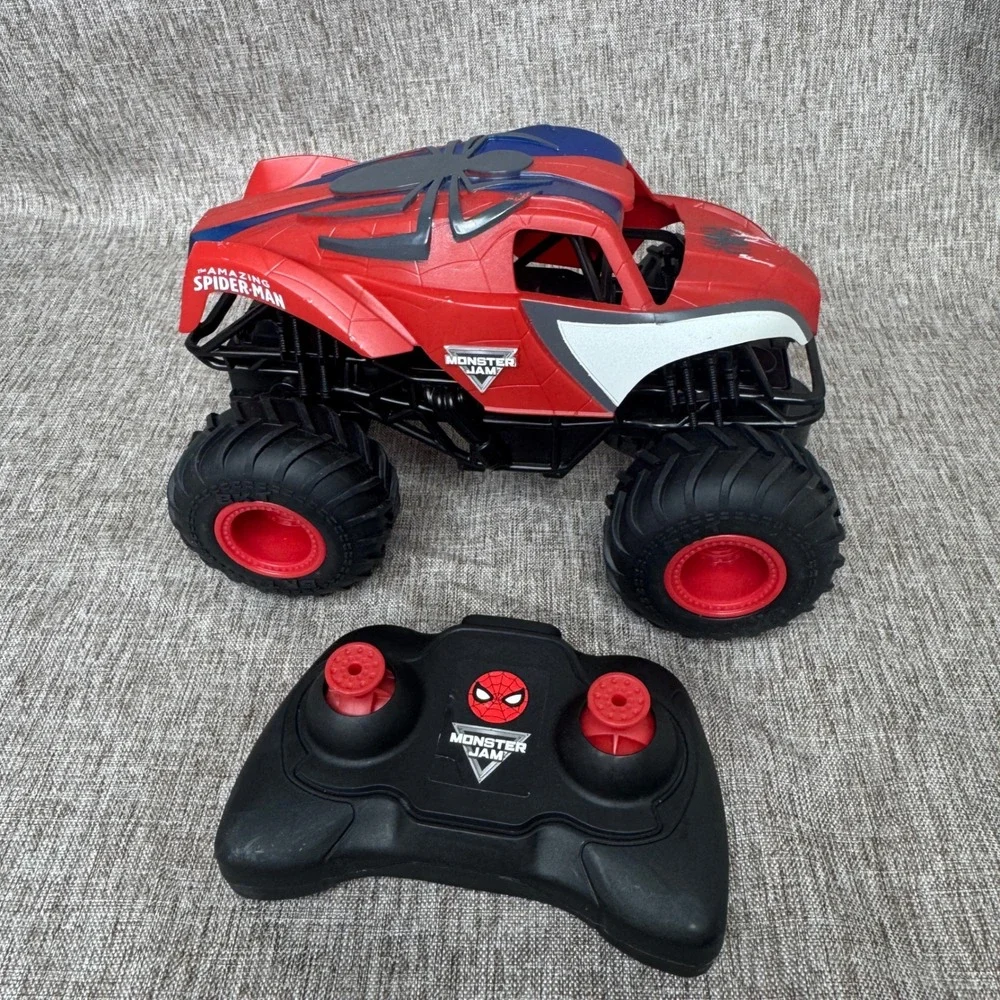 Monster Jam Spider-Man Remote Control Truck 1:24 Scale Marvel Spin Master